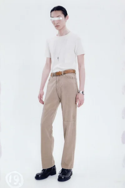 Look 19